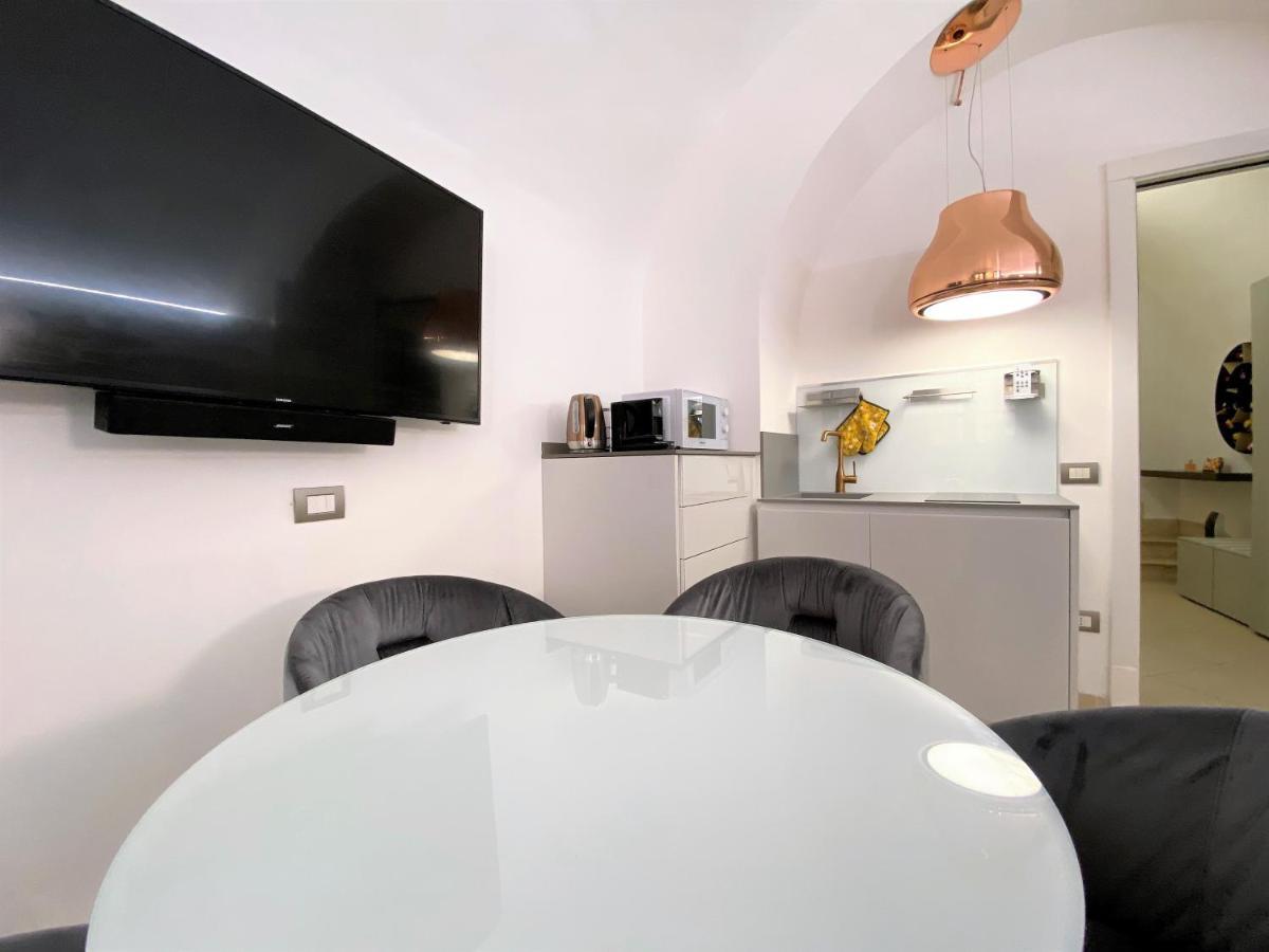 Violante House-Appartamento In Centro Storico Siena Exteriör bild