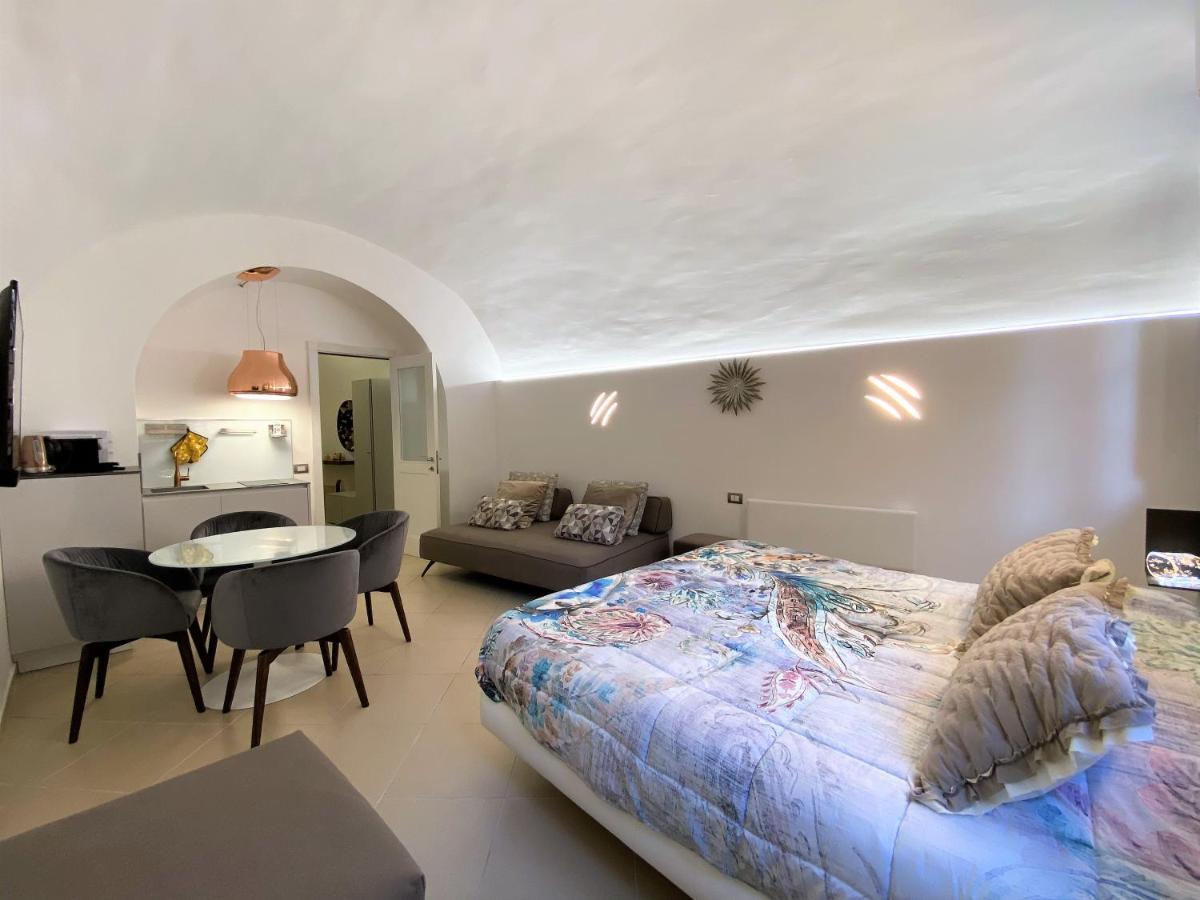 Violante House-Appartamento In Centro Storico Siena Exteriör bild